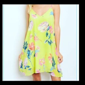 Peach Love California Dress Womens Size Small Green Floral Spaghetti Summer Mini